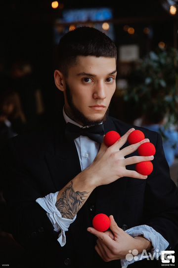 Фокусник иллюзионист