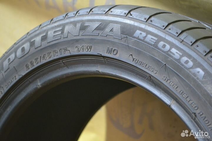 Bridgestone Potenza RE050A 225/45 R17