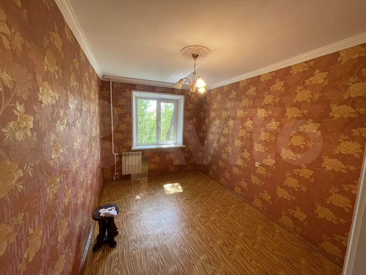 2-к. квартира, 55 м², 2/5 эт.