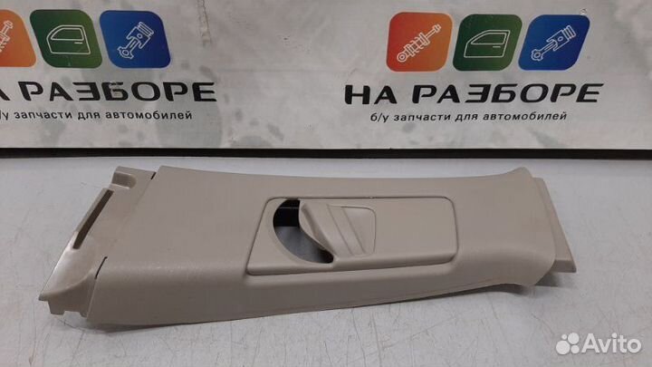 Накладка на стойку внутренняя левая Toyota Camry