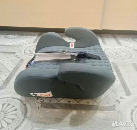 Детское автокресло Бустер