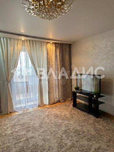 2-к. квартира, 70 м², 11/14 эт.
