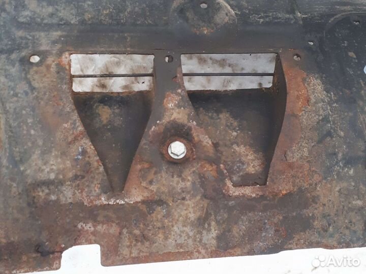 Защита двигателя фольксваген гольф 6