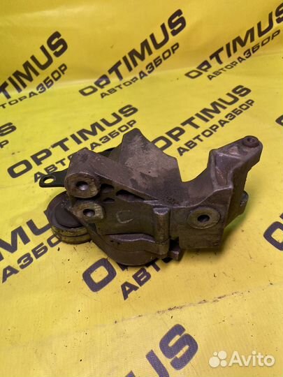 Кронштейн крепления генератора Chery Very A13