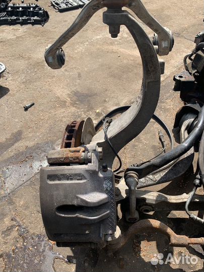 Jaguar S-tape левый поворотный кулак в сборе