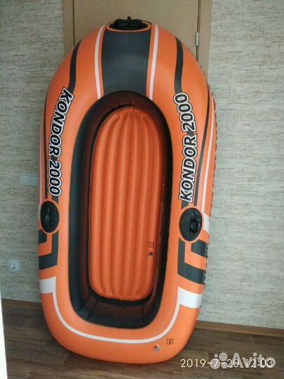 Лодка Kondor2000