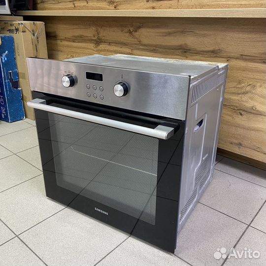 Электрический духовой шкаф Samsung BF64cbstr