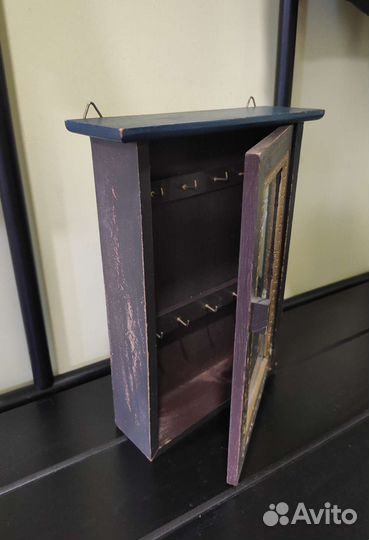 Ключница настенная из дерева