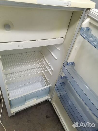 Холодильник Бирюса