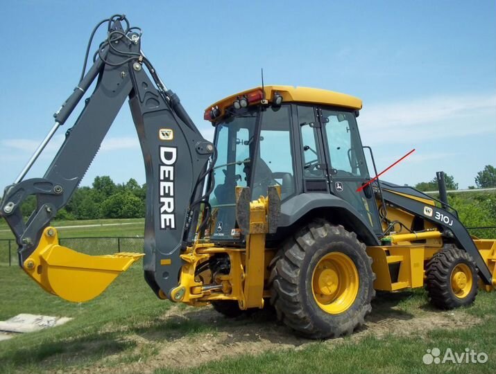 Стекло двери нижнее для погрузчика John Deere