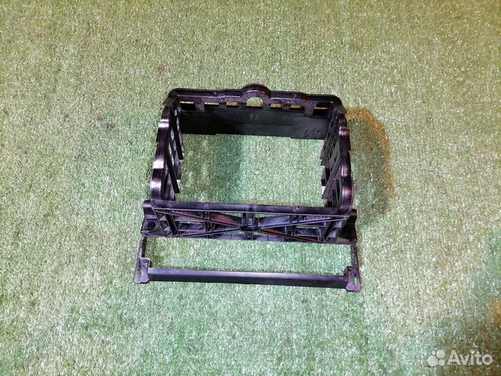 Крепление магнитолы 707608204 BMW 5-series E60