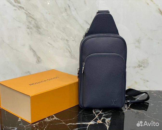 Сумка слинг Louis Vuitton Avenue
