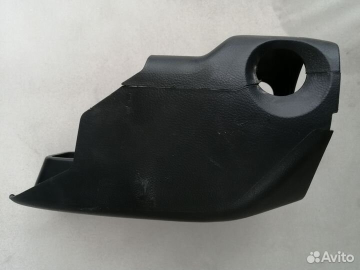 Кожух рулевой колонки для Suzuki Grand Vitara 2006