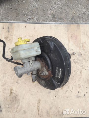 Volkswagen Golf 4 вакуумник