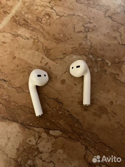 Оригинальные наушники Apple AirPods 2 без кейса