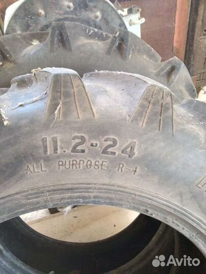 Bridgestone Blizzak LM-22 R24