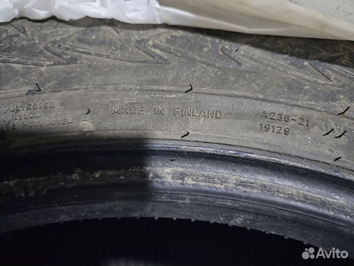 Nokian Tyres Hakkapeliitta 7 215/65 R16 102T