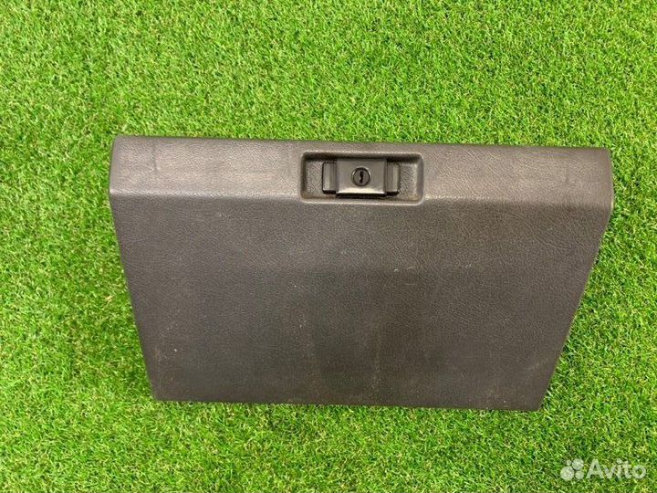 Бардачок Nissan Terrano whyd21 VG30E 1993