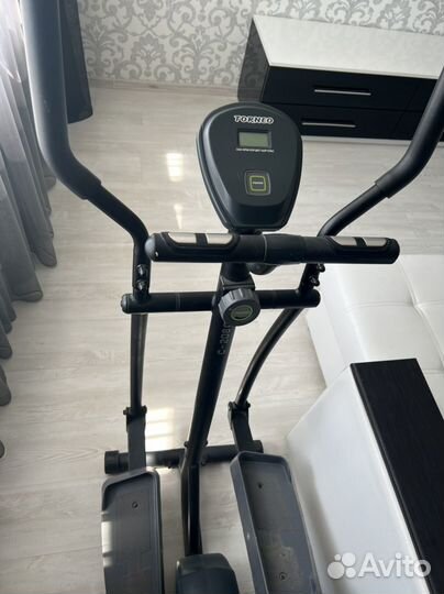 Эллиптический тренажер torneo