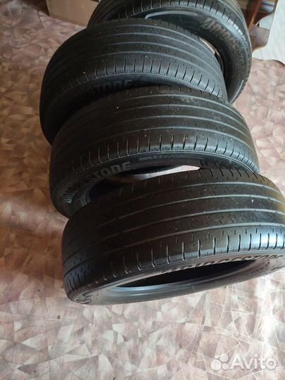 Bridgestone Alenza H/L 33 225/60 R18