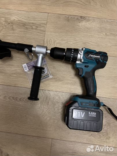 Бесщеточный шуруповерт с ледобуром для рыбалки