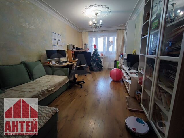 3-к. квартира, 64 м², 9/10 эт.
