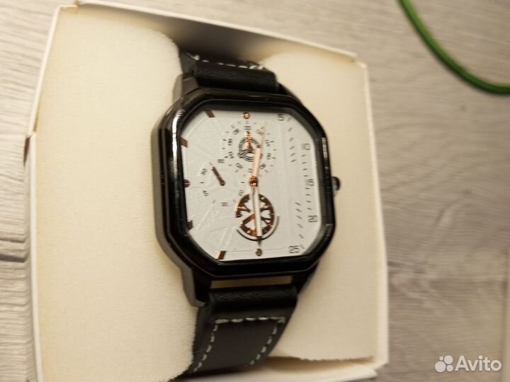 Наручные часы