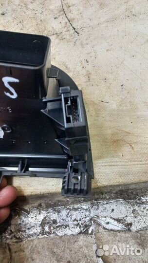 Воздуховод в торпедо правый Mercedes-Benz S-Class