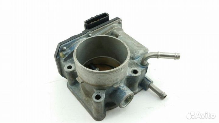 Дроссельная заслонка Toyota Avensis ZZT251 1ZZ