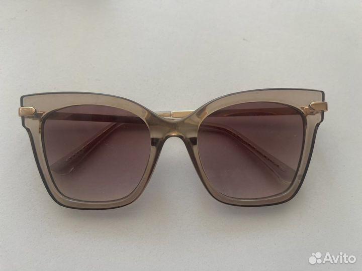 Солнцезащитные очки