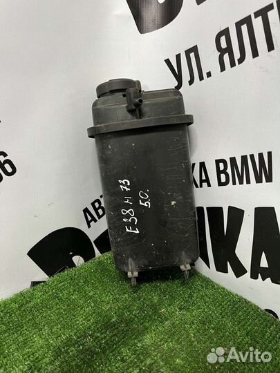 17 11 1 741 167 Расширительный бачок