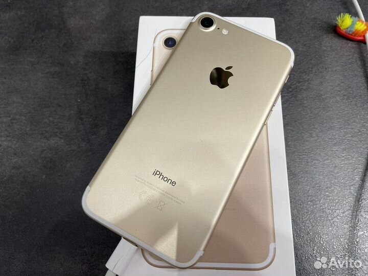 iPhone 7, 32 ГБ