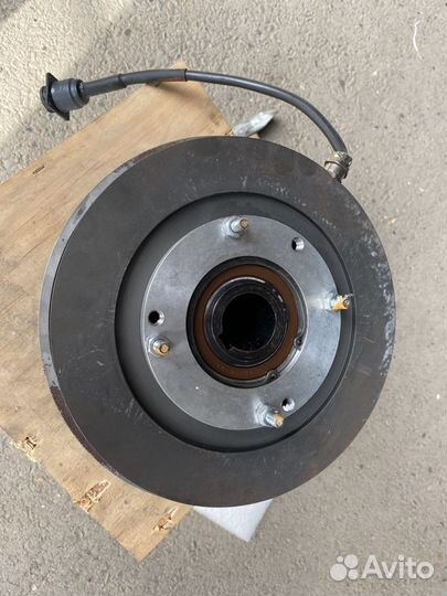 Муфта сцепления New Holland 84011813