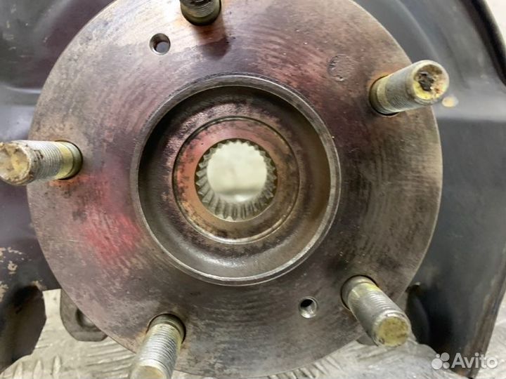 Кулак поворотный передний правый Honda Accord 7