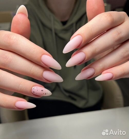 Маникюр / Педикюр / Шугаринг