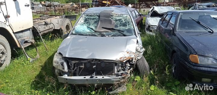 Toyota Avensis 2.0 МТ, 2007, битый, 380 000 км