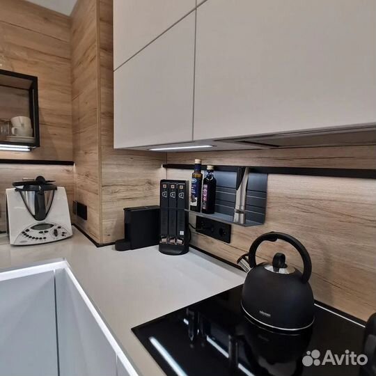 Современная стильная кухня