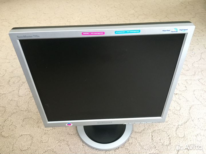 Монитор samsung 17дюймов