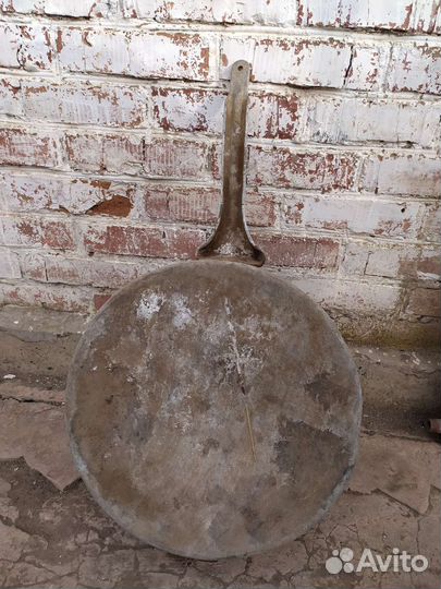 Сковорода алюминиевая большая