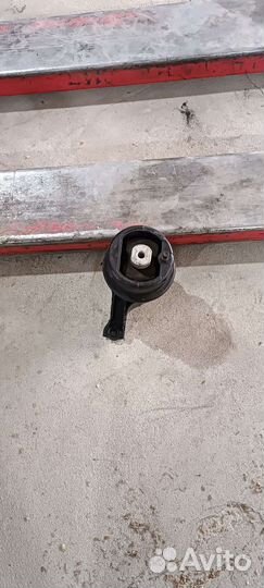 Подушка двигателя Honda Civik 4D 1.3