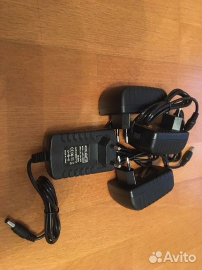 Блок питания новый 5V 3A