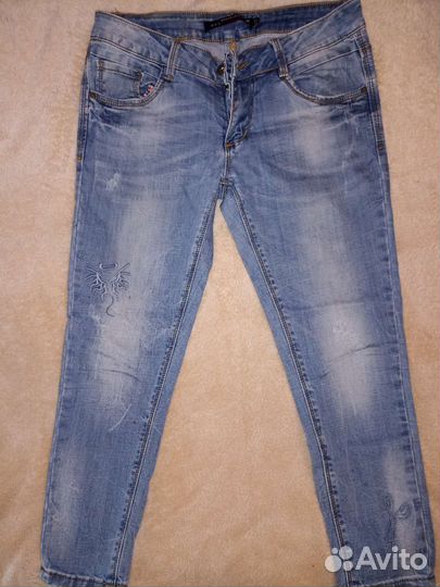 Джинсы