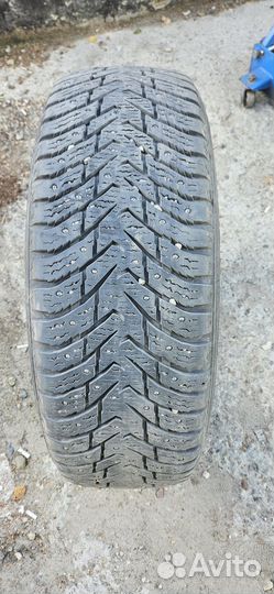 Nokian Tyres Hakkapeliitta 8 SUV 225/65 R17 106T