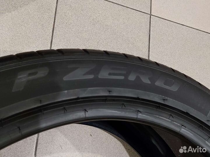 Pirelli P Zero 275/40 R22 107Y