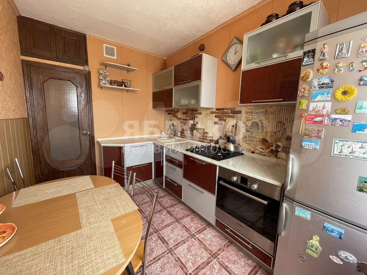 3-к. квартира, 64 м², 9/9 эт.