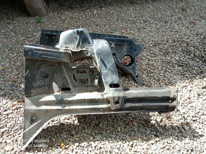 Левый лонжерон Range Rover Vogue