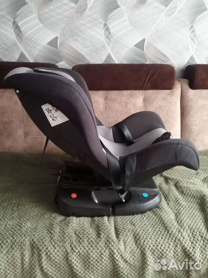 Продаю автомобильное детское кресло