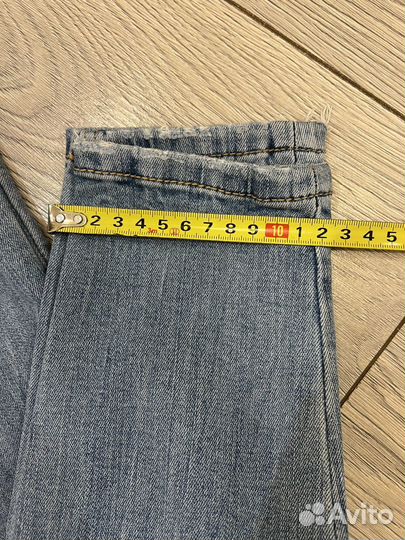 Джинсы stradivarius 38