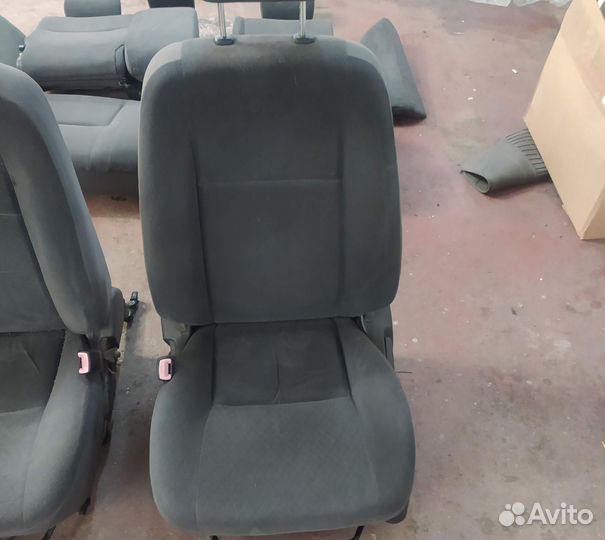 Модель toyota corolla 2000-2006