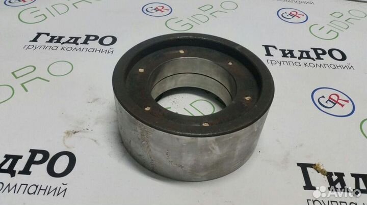 Ролик на автобетоносмеситель